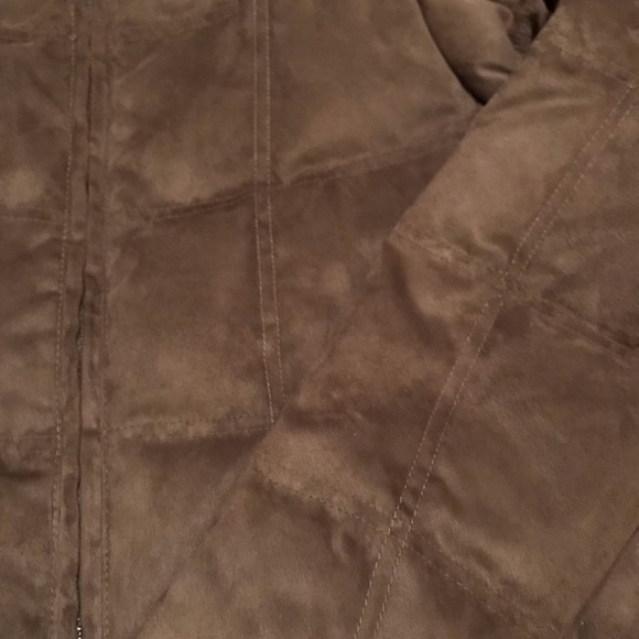 LL Bean Women’s Jacket - Picture 2 of 4